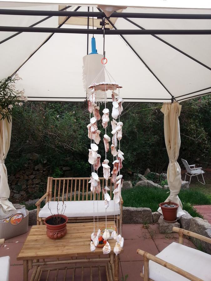 Bed & Breakfast Yin & Yang San Pantaleo Exterior foto